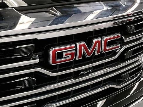 Used 2024 GMC Sierra 1500 SLT w/ SLT Premium Plus Package image 35