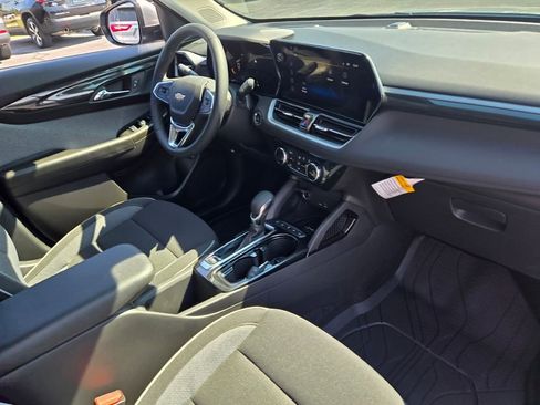 New 2026 Chevrolet TrailBlazer LT w/ Convenience Package image 5