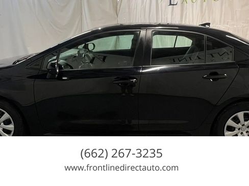 Used 2024 Toyota Corolla LE FWD image 4