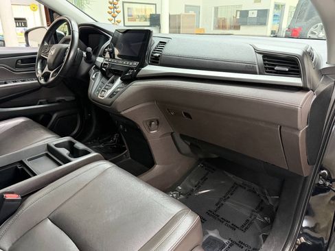 Used 2018 Honda Odyssey EX-L image 17
