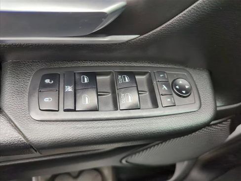 Used 2019 RAM 1500 Big Horn image 30