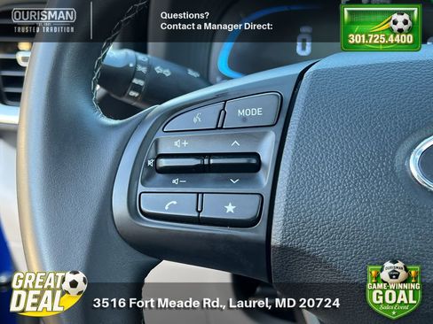 Used 2025 Hyundai Venue SEL FWD image 20