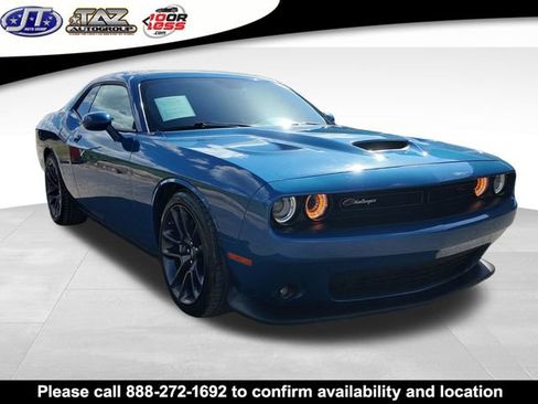 Used 2021 Dodge Challenger R/T Scat Pack RWD image 1