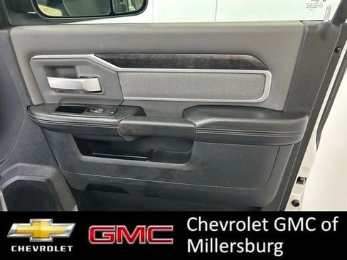 Used 2021 RAM 2500 Big Horn image 24