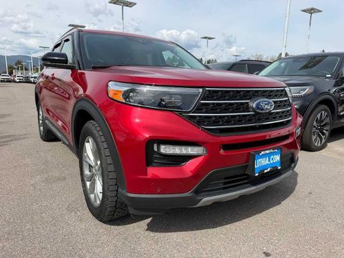 Certified 2024 Ford Explorer XLT w/ Equipment Group 202A AWD/4WD image 4