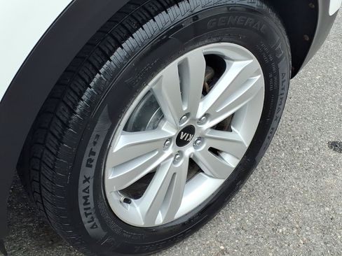 Used 2018 Kia Sportage LX w/ LX Popular Package AWD/4WD image 11