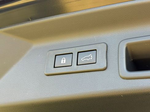 New 2026 Subaru Forester Touring AWD/4WD image 25