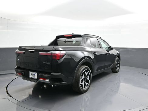 Certified 2023 Hyundai Santa Cruz Limited AWD/4WD image 6