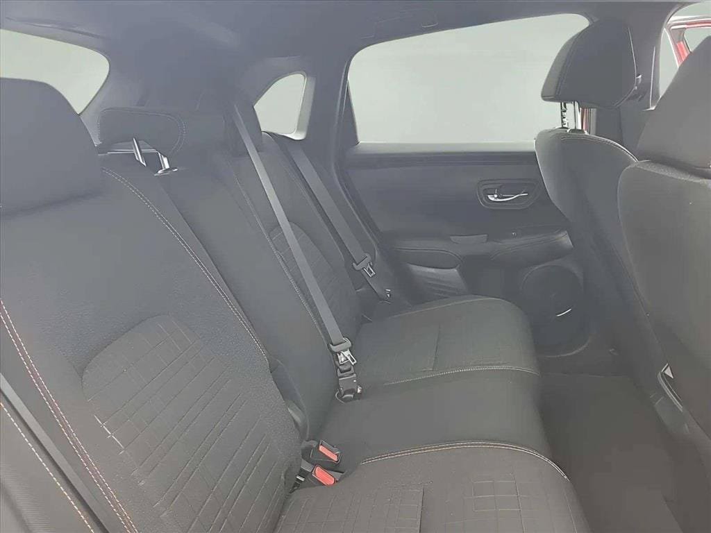 Used 2025 Honda HR-V Sport image 21