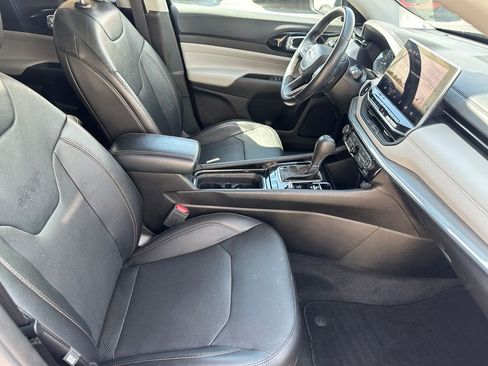 Used 2022 Jeep Compass Limited AWD/4WD image 17