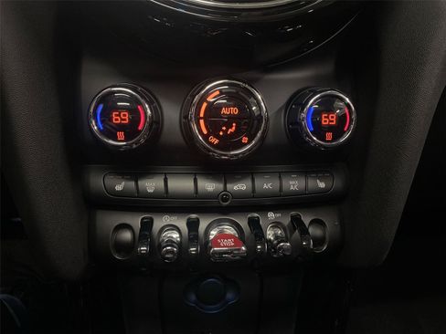 Certified 2023 MINI Cooper 2-Door Hardtop FWD image 21