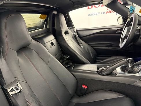 Used 2017 MAZDA MX-5 Miata RF Grand Touring RWD image 17