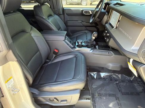 New 2026 Ford Bronco Outer Banks AWD/4WD image 13