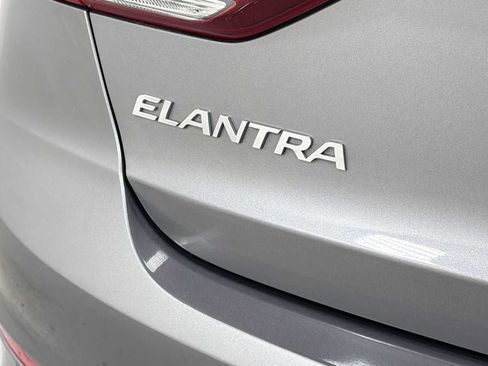 Used 2018 Hyundai Elantra Value Edition FWD image 28
