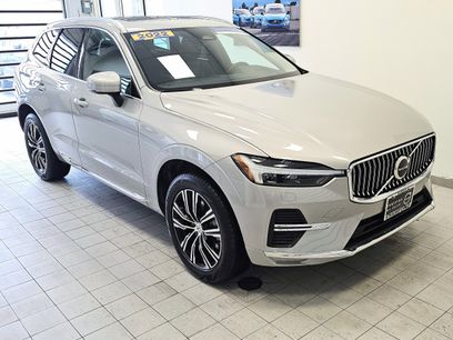 Certified 2022 Volvo XC60 B6 Inscription w/ Climate Package