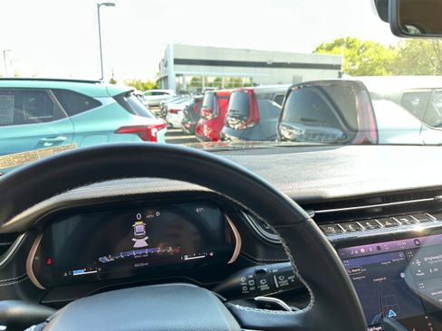 Used 2022 Jeep Grand Cherokee L Limited w/ Luxury Tech Group II AWD/4WD image 46