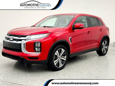 Used 2023 Mitsubishi Outlander Sport ES image 1