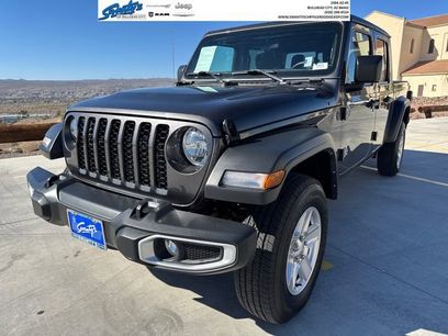 Used 2023 Jeep Gladiator Sport