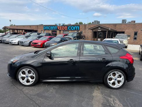 Used 2014 Ford Focus ST w/ Equipment Group 202A FWD image 6
