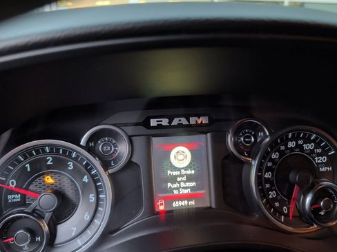 Used 2019 RAM 1500 Big Horn image 10