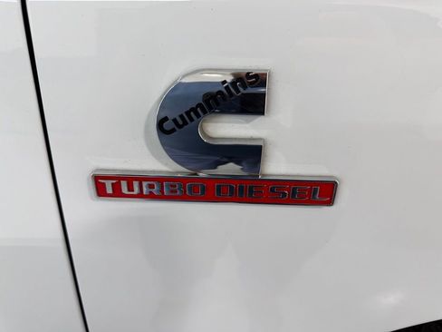 Used 2024 RAM 2500 Big Horn AWD/4WD image 5