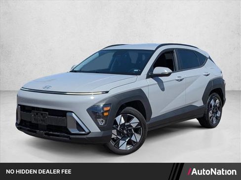 Used 2025 Hyundai Kona SEL FWD image 1