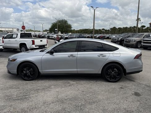 Used 2025 Honda Accord SE image 8