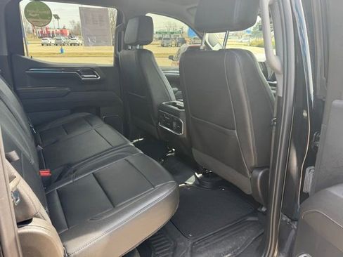 Certified 2023 Chevrolet Silverado 1500 LTZ w/ Technology Package image 33