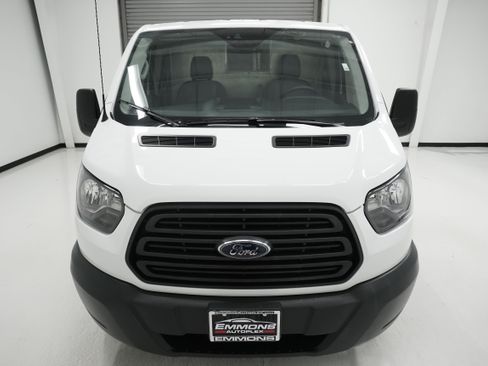 Used 2016 Ford Transit 250 image 2