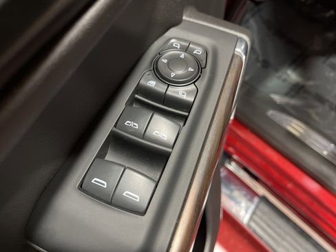 Used 2022 GMC Sierra 1500 SLT w/ SLT Premium Plus Package image 22