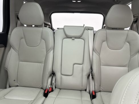 Used 2023 Volvo XC90 T8 Ultimate image 27