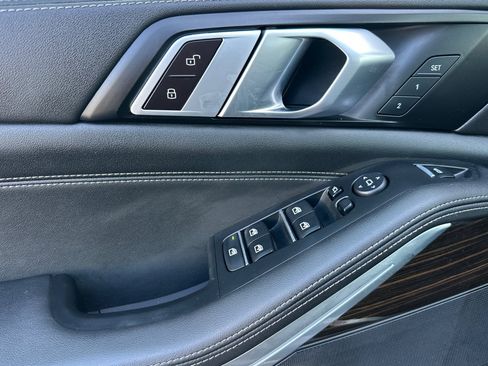 Used 2024 BMW X5 sDrive40i w/ Parking Assistance Package RWD image 10