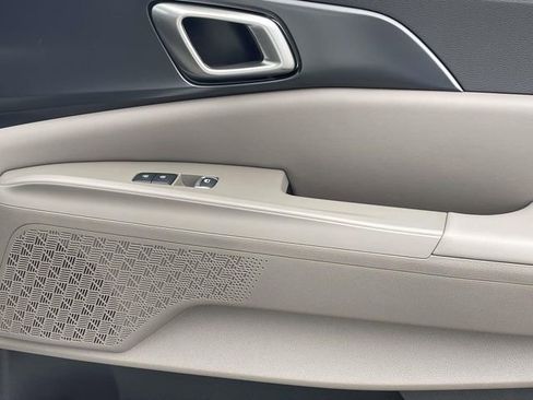 New 2026 Kia Carnival image 17