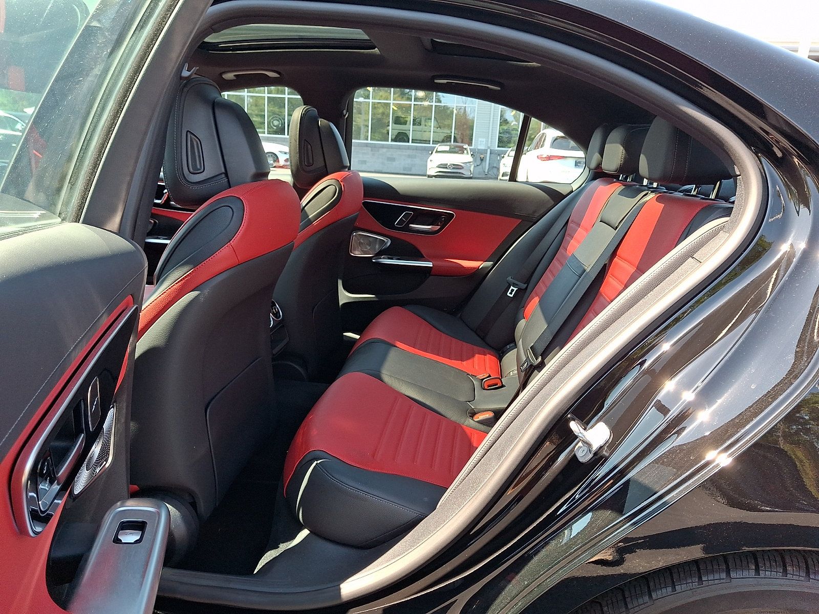 Used 2024 Mercedes-Benz C 300 4MATIC Sedan image 10