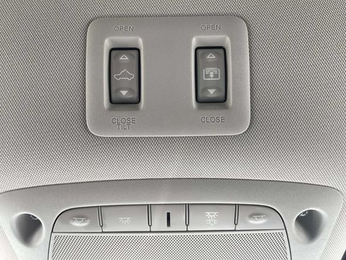 Used 2021 Nissan Murano SL w/ SL Moonroof Package FWD image 23