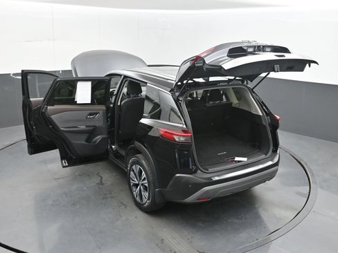 Used 2023 Nissan Rogue SV FWD image 34