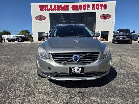 Used 2015 Volvo XC60 T5 Premier w/ Proximity Package FWD image 2