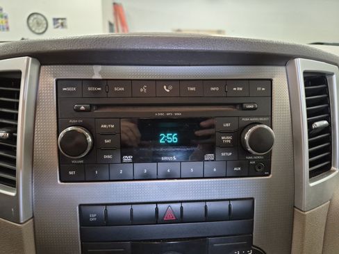Used 2008 Jeep Grand Cherokee Laredo RWD image 27