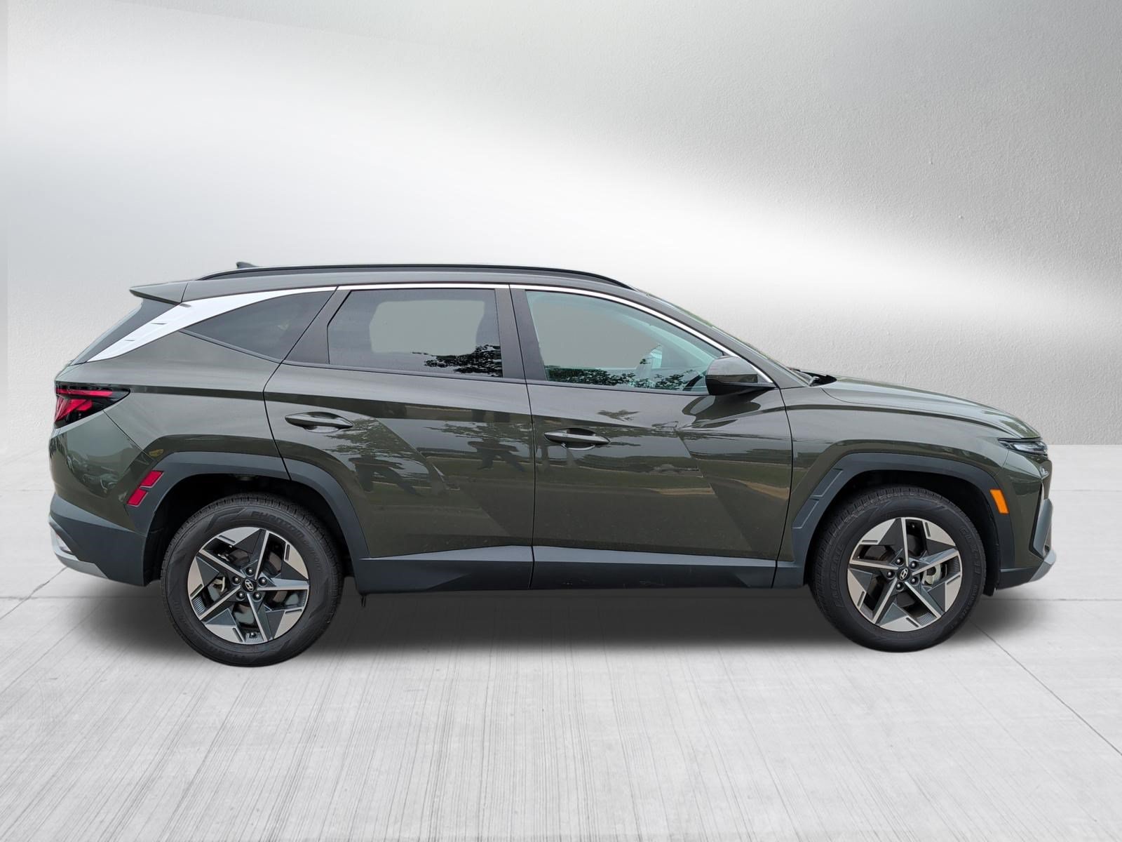 Used 2025 Hyundai Tucson SEL AWD/4WD image 8