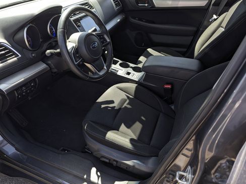 Used 2019 Subaru Outback 2.5i Premium AWD/4WD image 9