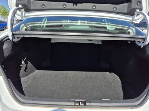 Used 2025 Toyota Camry LE image 20