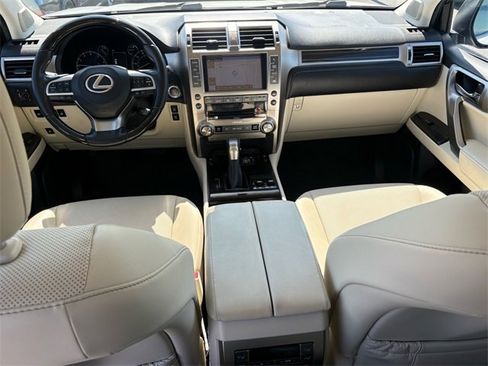 Used 2021 Lexus GX 460 Premium image 23