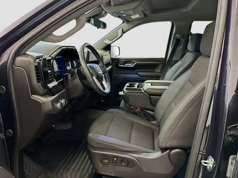 Used 2024 GMC Sierra 1500 Elevation image 13