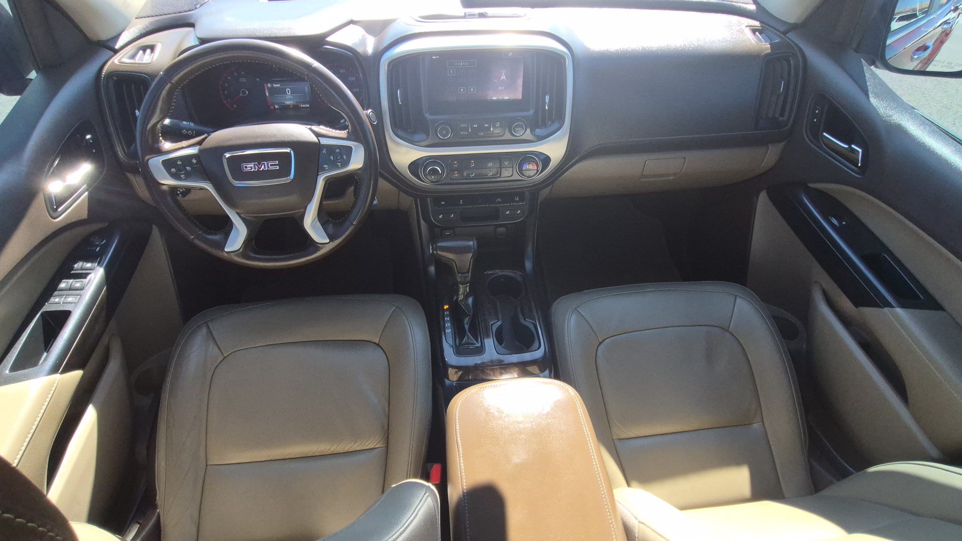 Used 2016 GMC Canyon SLT w/ Driver Alert Package RWD image 11