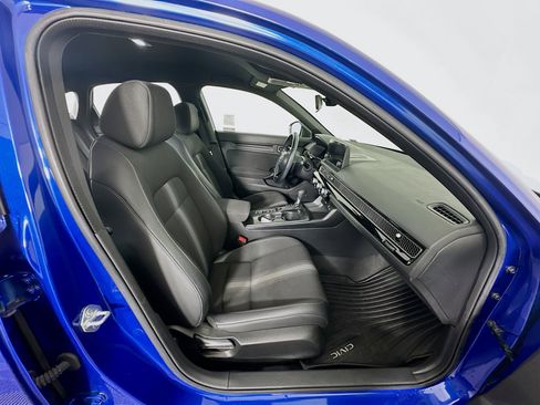 Used 2023 Honda Civic Sport image 28