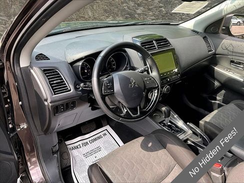 Used 2020 Mitsubishi Outlander Sport SE FWD image 12
