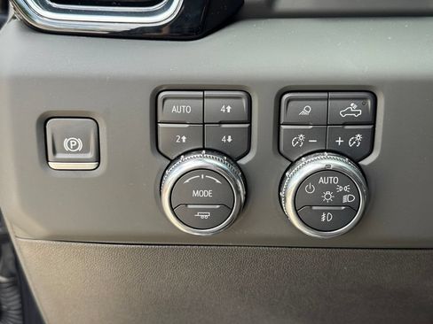 Used 2025 GMC Sierra 2500 Denali Ultimate AWD/4WD image 20