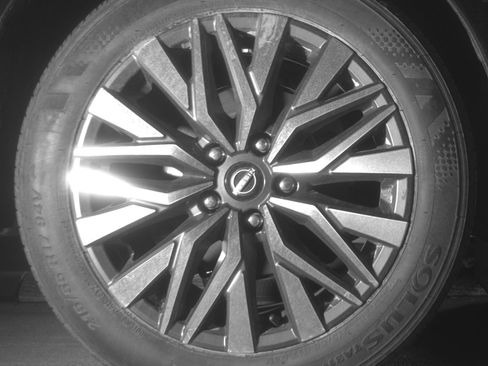 Used 2025 Nissan Altima 2.5 SV image 15