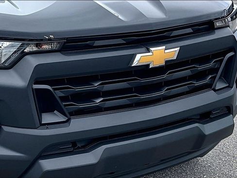 Used 2023 Chevrolet Colorado W/T RWD image 29