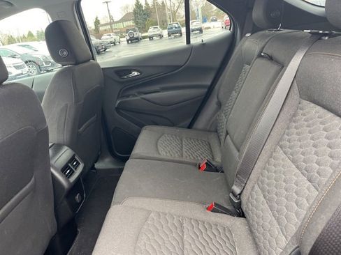 Used 2018 Chevrolet Equinox LT image 9